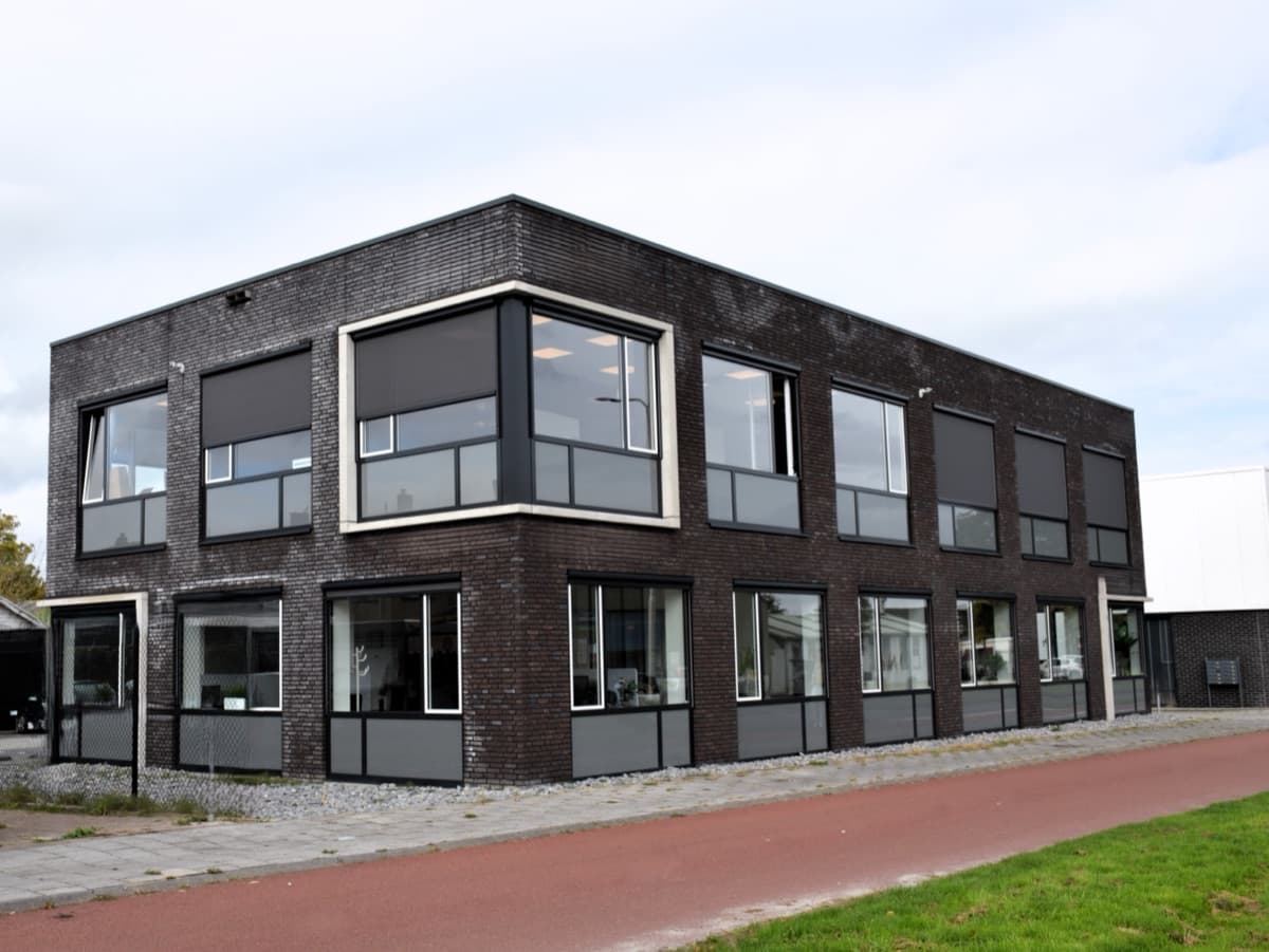 Bedrijfspand te koop