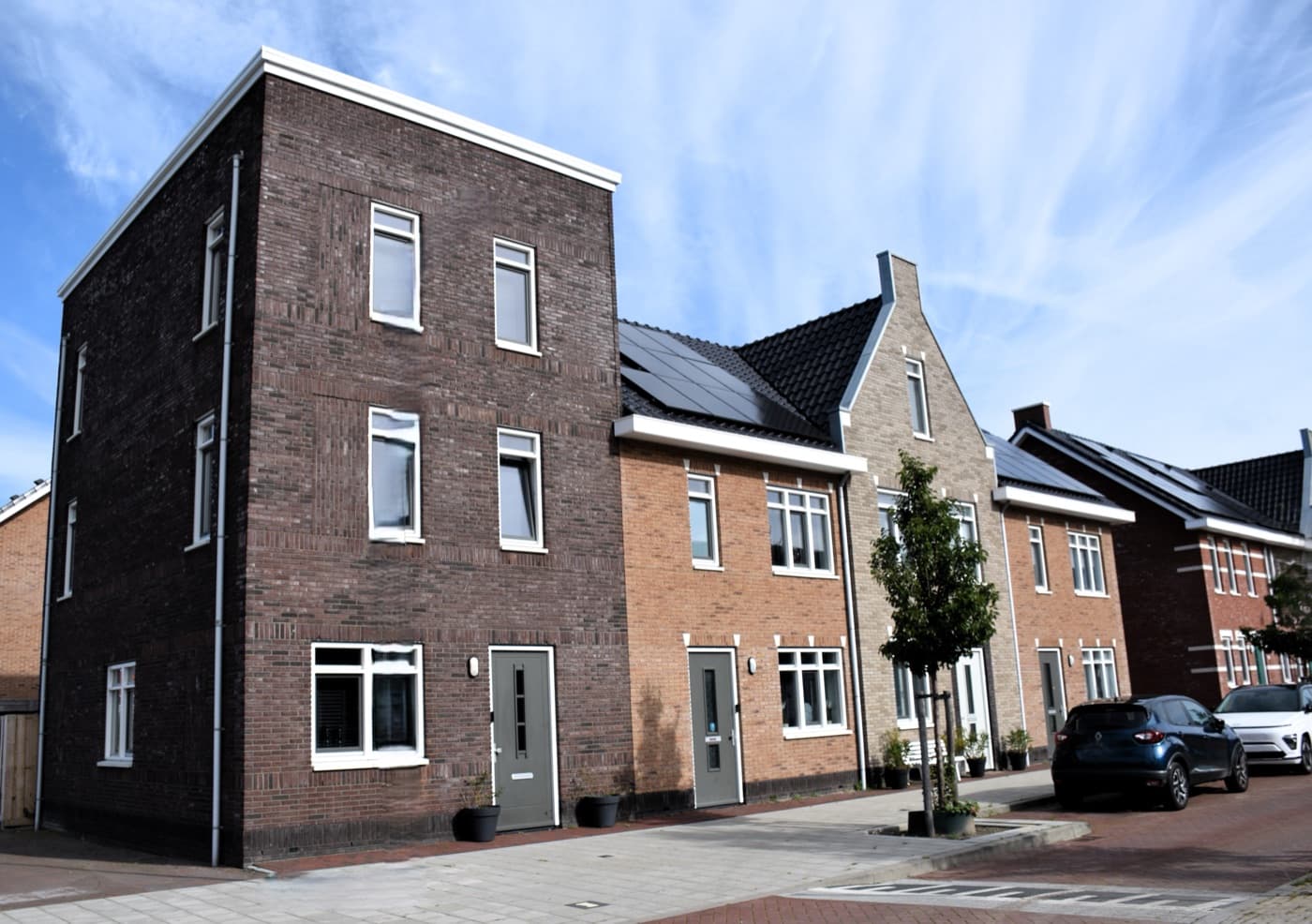 Nederlandse woningen in een nieuwbouwwijk